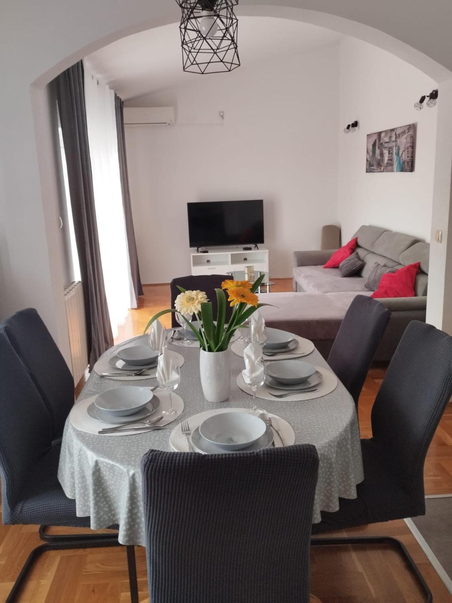 Juan Apartment *